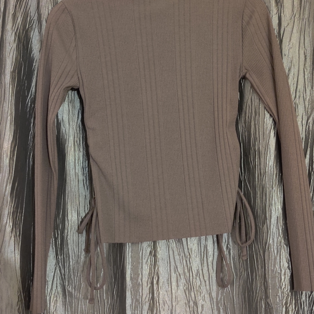 Forever 21 Top - Picture 4 of 4